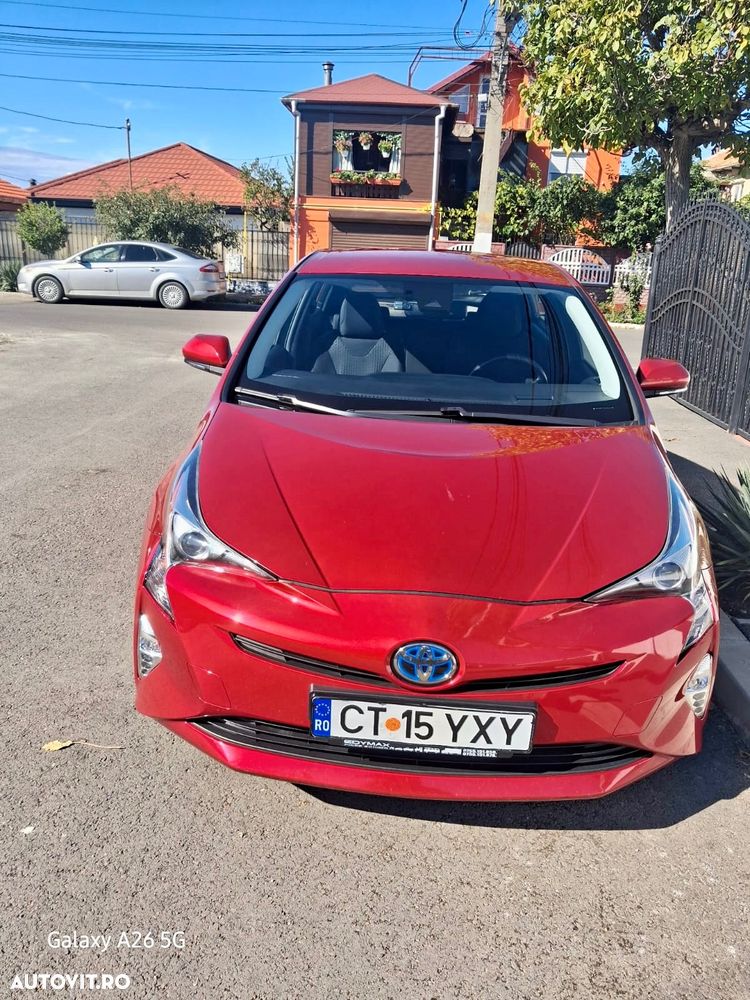 Toyota Prius (Hybrid) Luna - 2