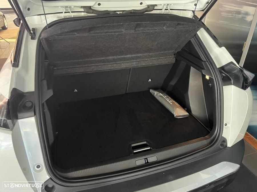 Peugeot 2008 1.2 PureTech GT Line - 13