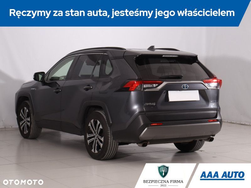 Toyota RAV4 - 6