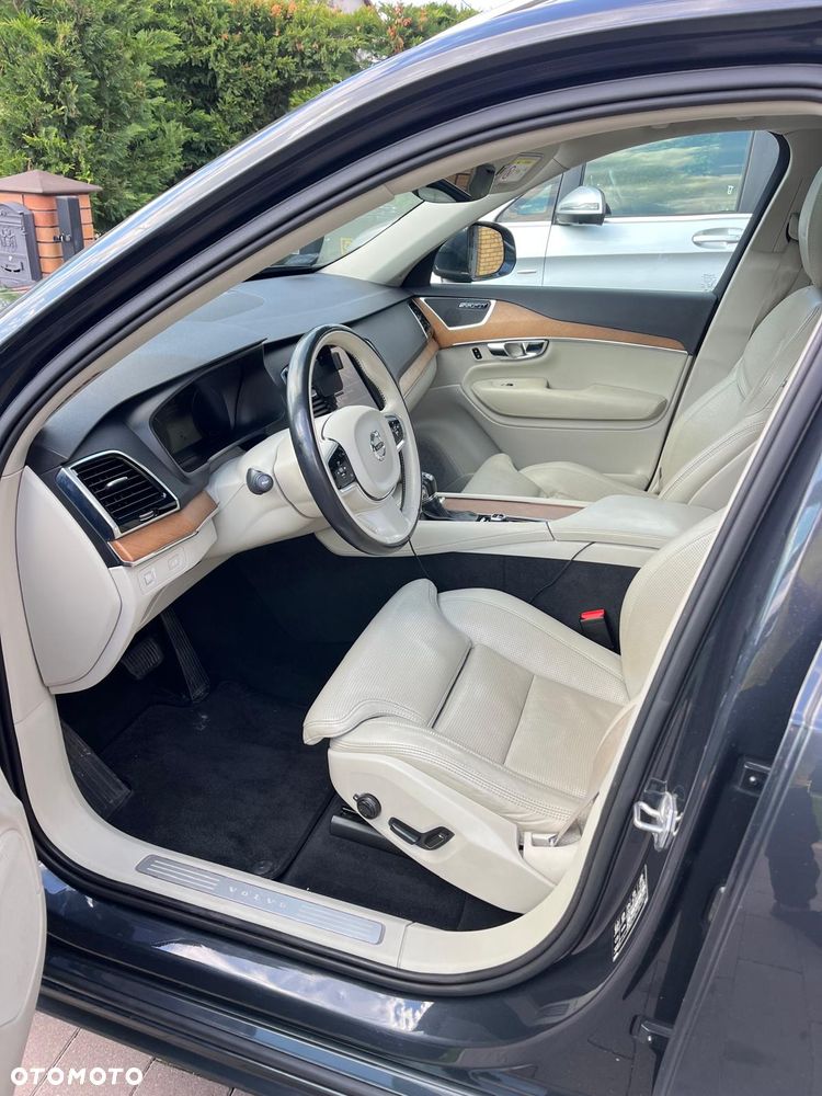 Volvo XC 90 D5 AWD Geartronic Inscription - 3