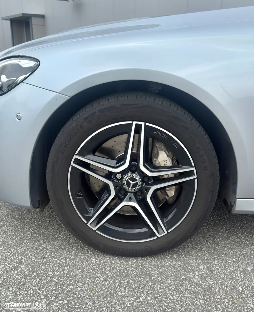 Mercedes-Benz E 300 de AMG Line - 7