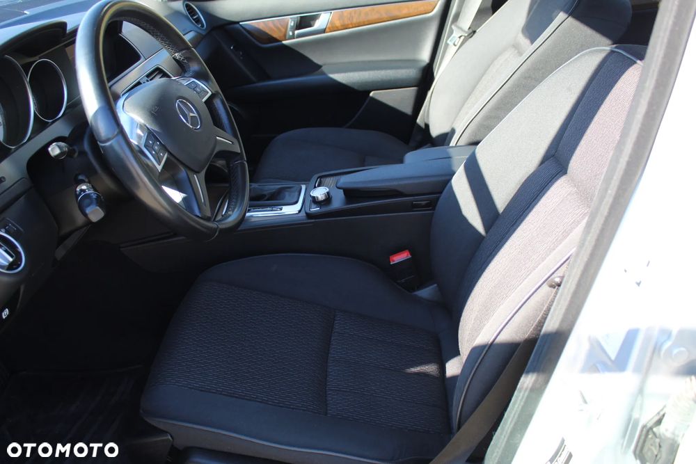 Mercedes-Benz Klasa C 200 Kompressor Automatik Elegance - 17