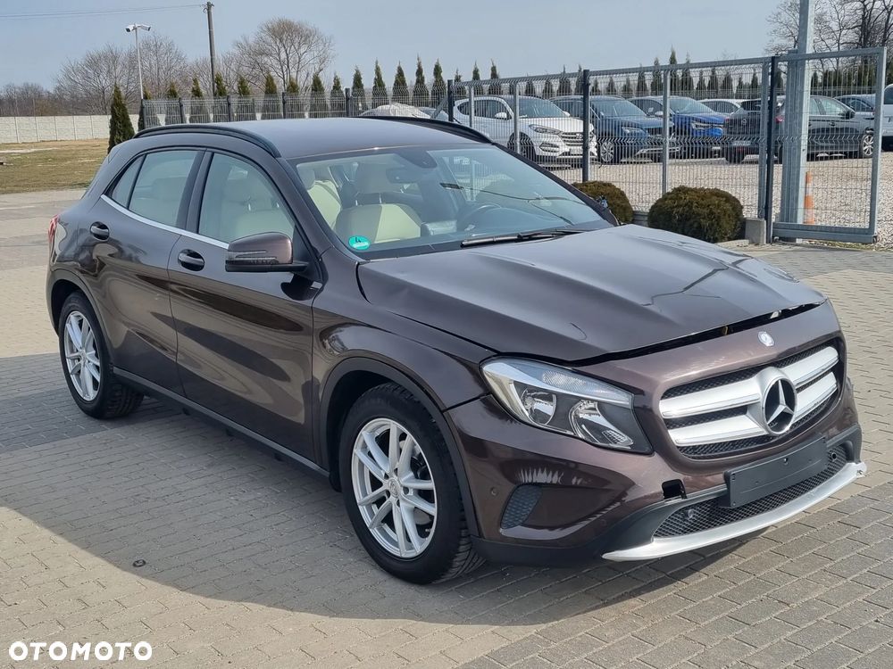 Mercedes-Benz GLA 200 (CDI) d 7G-DCT - 1