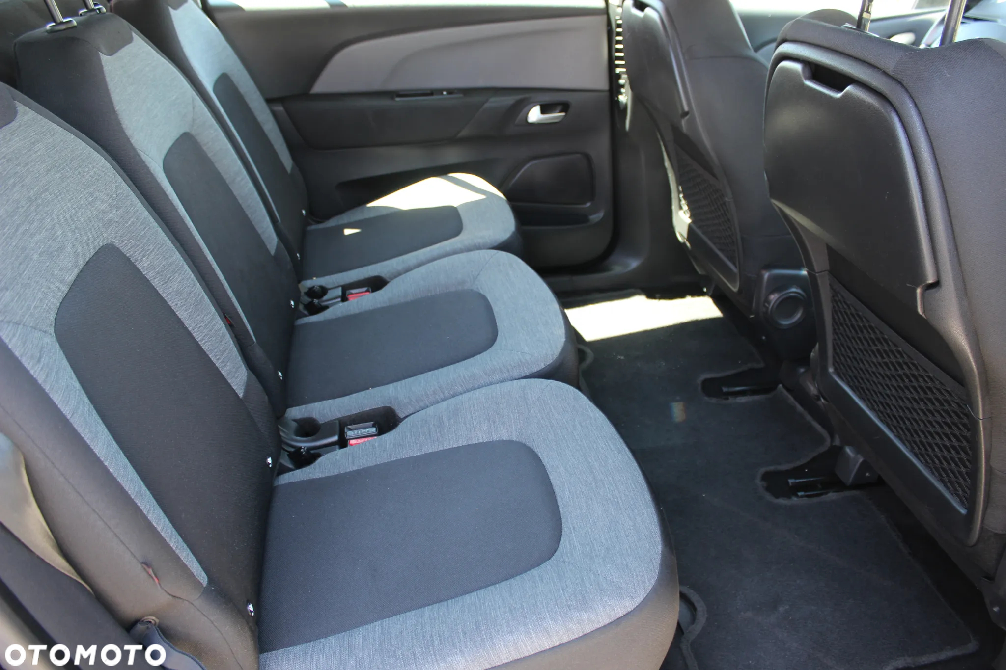 Citroën C4 SpaceTourer Grand 1.6 BlueHDi Shine S&S EAT6 - 8