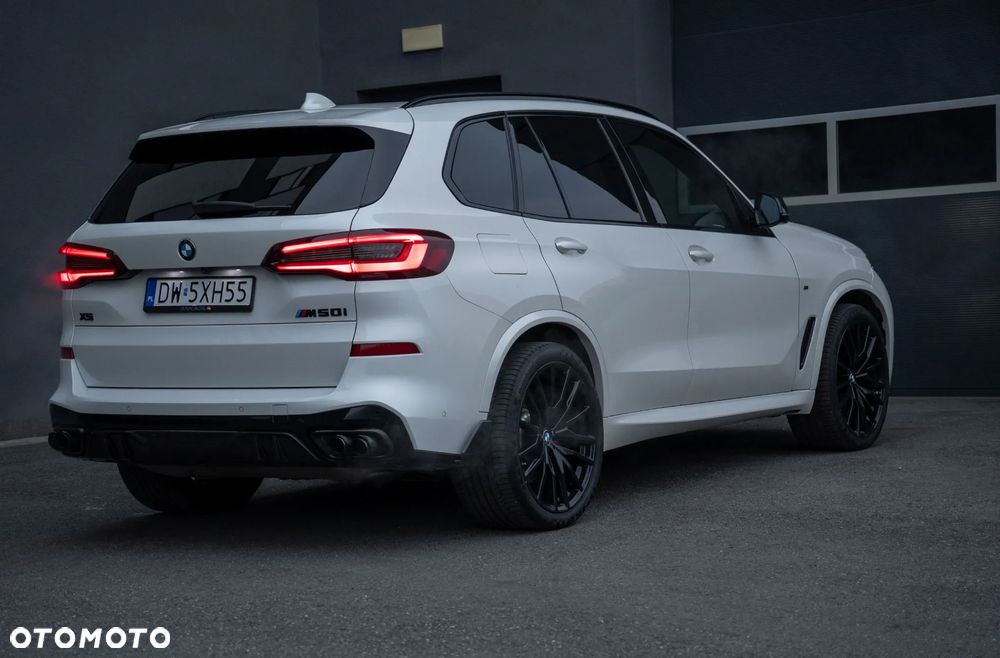BMW X5 M M50i - 7