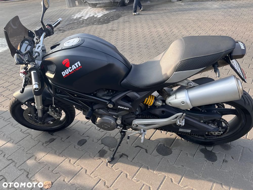 Ducati Monster - 3