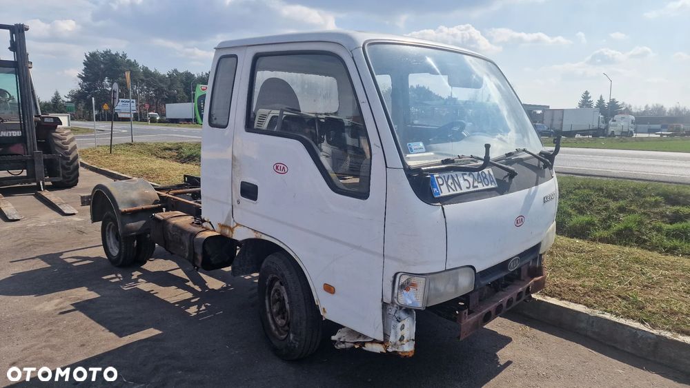 Kia (model K2700 / K2500) przeznaczony na części - 3