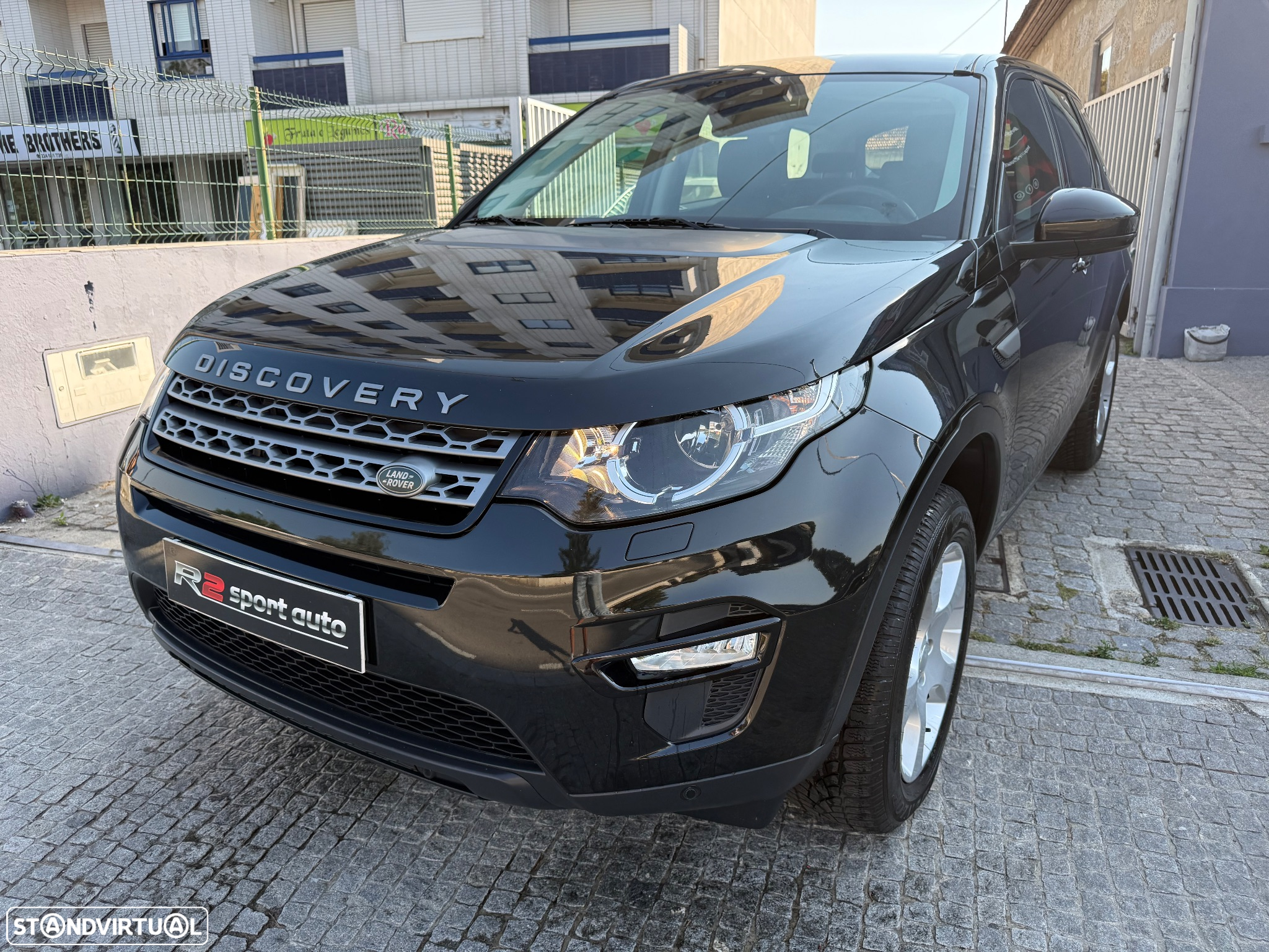 Land Rover Discovery Sport 2.0 eD4 HSE Luxury - 5