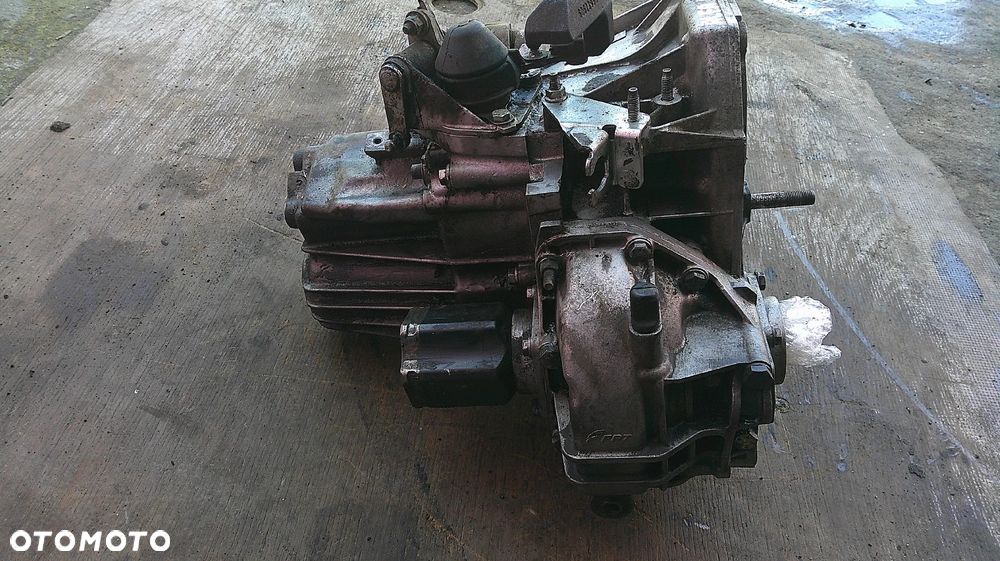 ALFA ROMEO GT 1.9 SKRZYNIA BIEGÓW 464332891 - 3