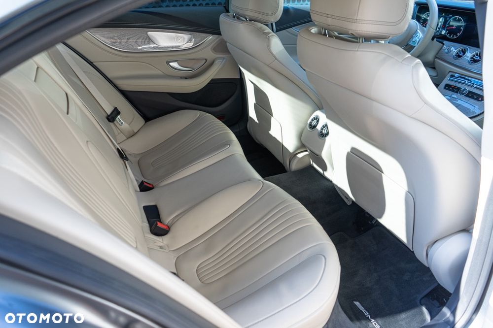 Mercedes-Benz CLS 350 d 4-Matic 9G-TRONIC - 4