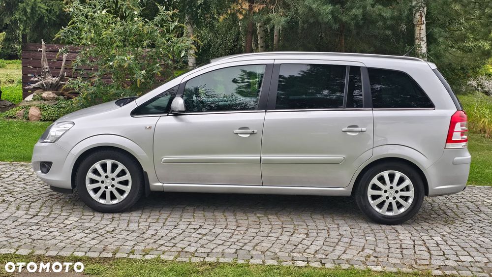 Opel Zafira 1.8 Innovation 110 Jahre - 19