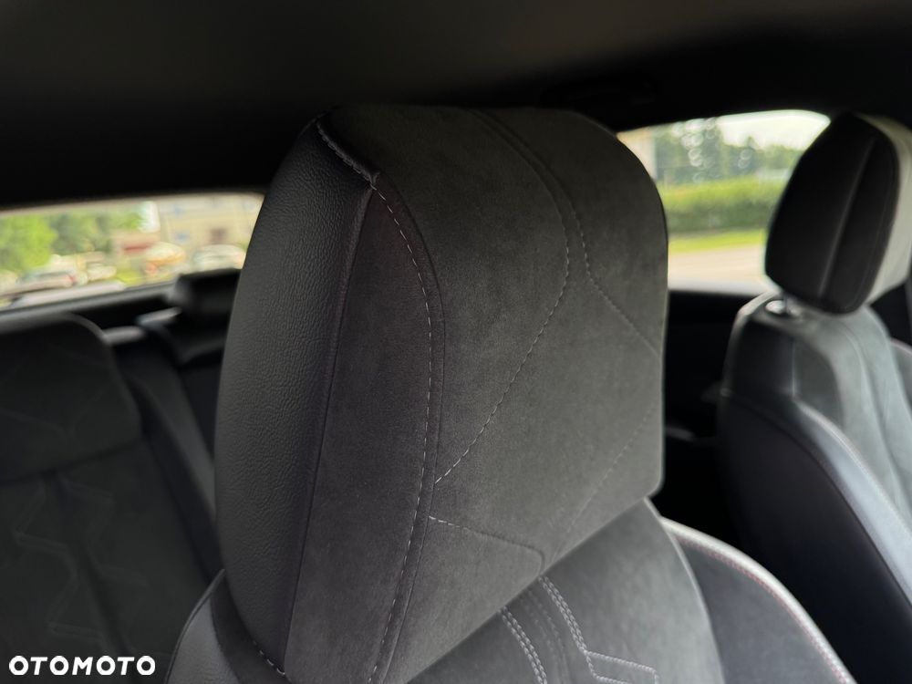 DS Automobiles DS 7 Crossback - 30