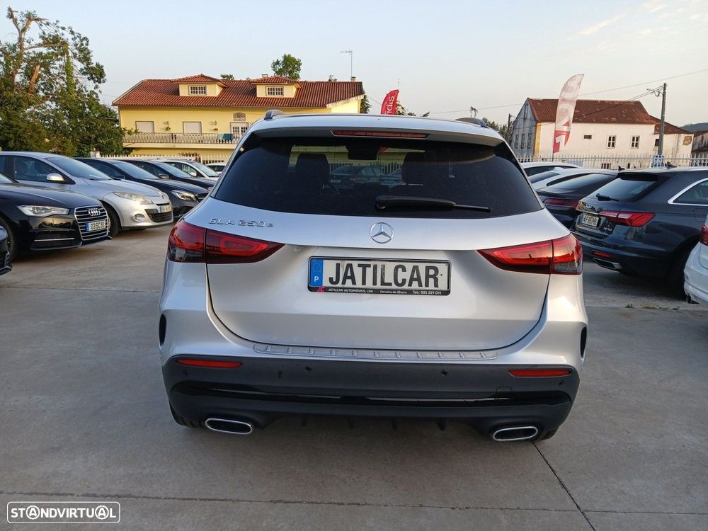 Mercedes-Benz GLA 250 e 8G-DCT AMG Line - 5