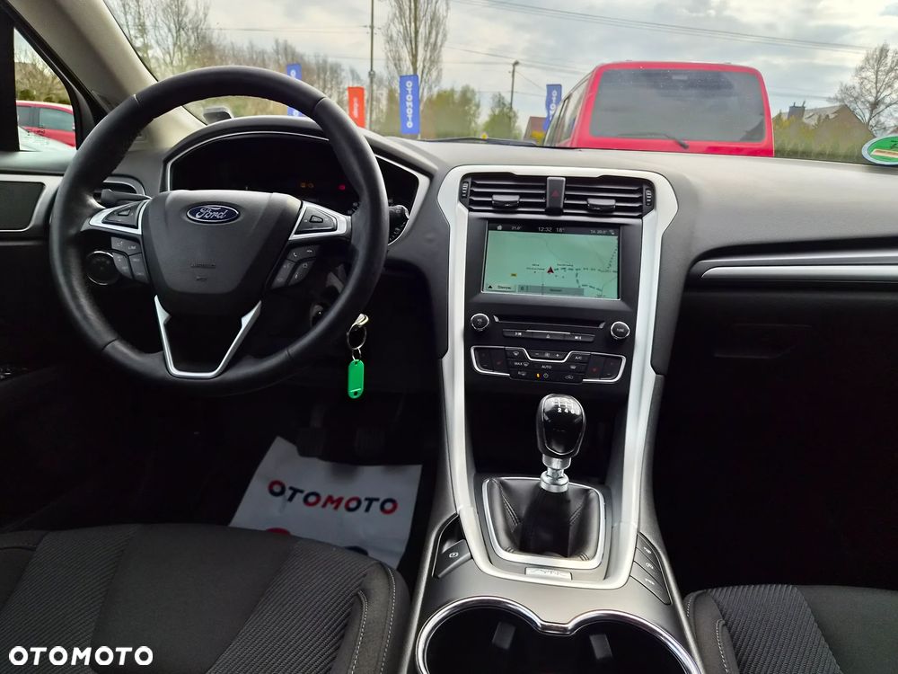 Ford Mondeo - 24