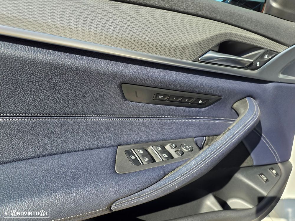 BMW 530 e iPerformance Pack M - 40