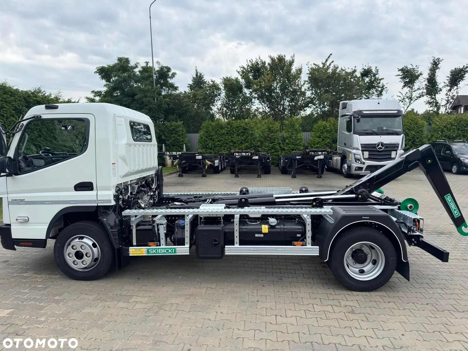 FUSO Canter 9c18 - 6