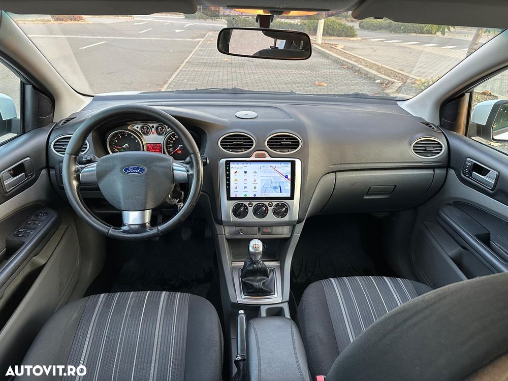 Ford Focus 1.6 16V Style - 4