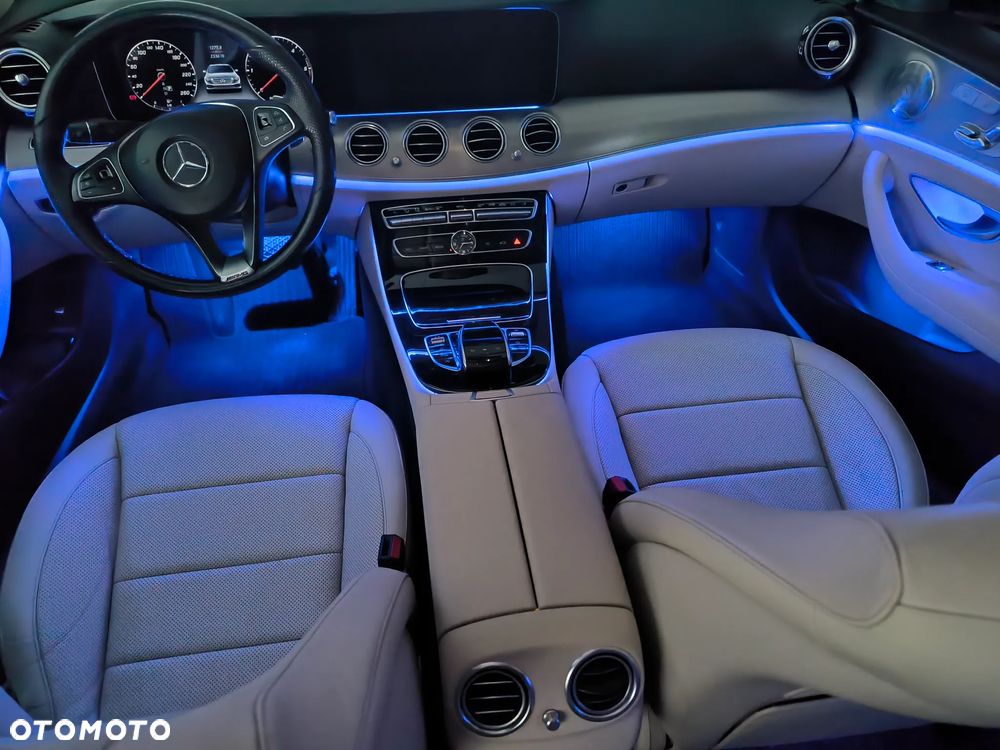 Mercedes-Benz Klasa E 220 d 9G-TRONIC - 18