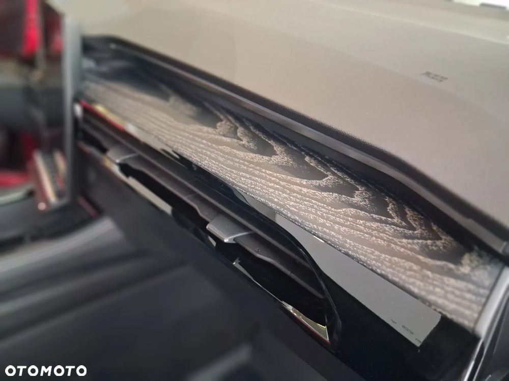 Renault Austral 1.3 TCe mHEV Iconic - 12