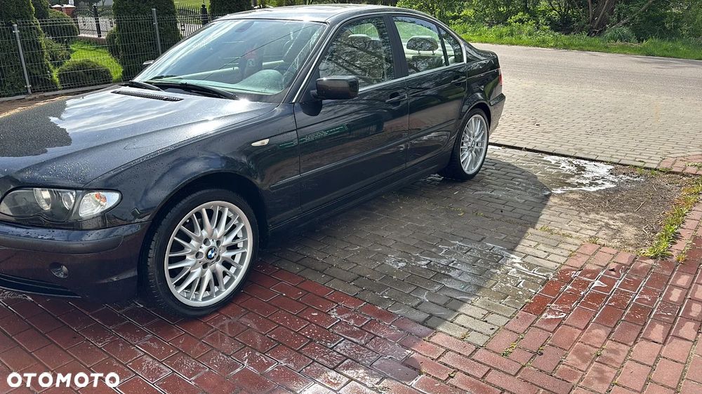 BMW Seria 3 325xi Touring Edition Exclusive - 11