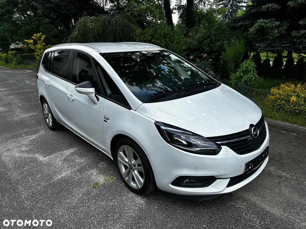 Opel Zafira 2.0 D (CDTI ecoFLEX) Start/Stop Business Innovation - 1