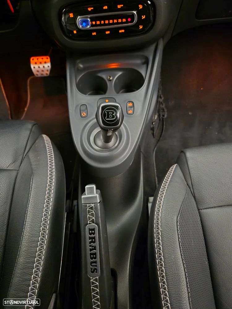 Smart Fortwo Cabrio 0.9 Brabus Xclusive - 9