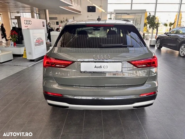 Audi Q3 1.5 35 TFSI S tronic Advanced - 3