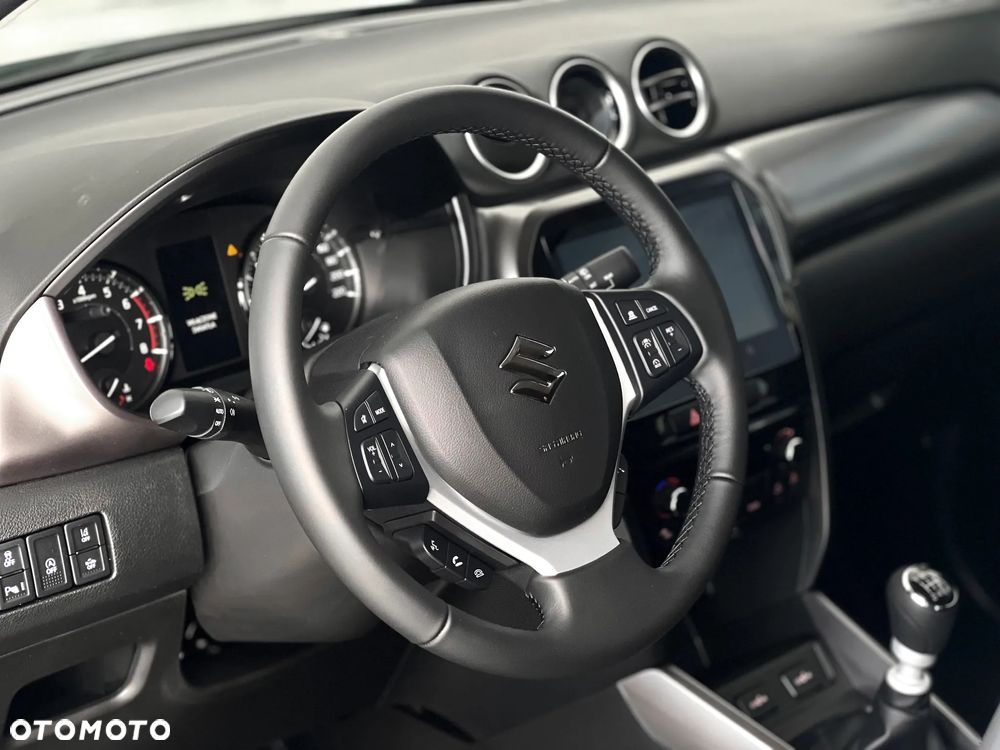 Suzuki Vitara 1.4 Boosterjet mHEV Premium Plus 2WD - 10