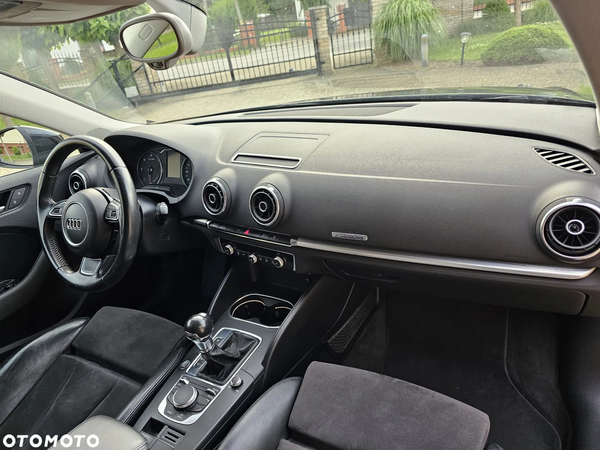 Audi A3 2.0 TDI Sportback (clean diesel) quattro S tronic S line Sportpaket - 26