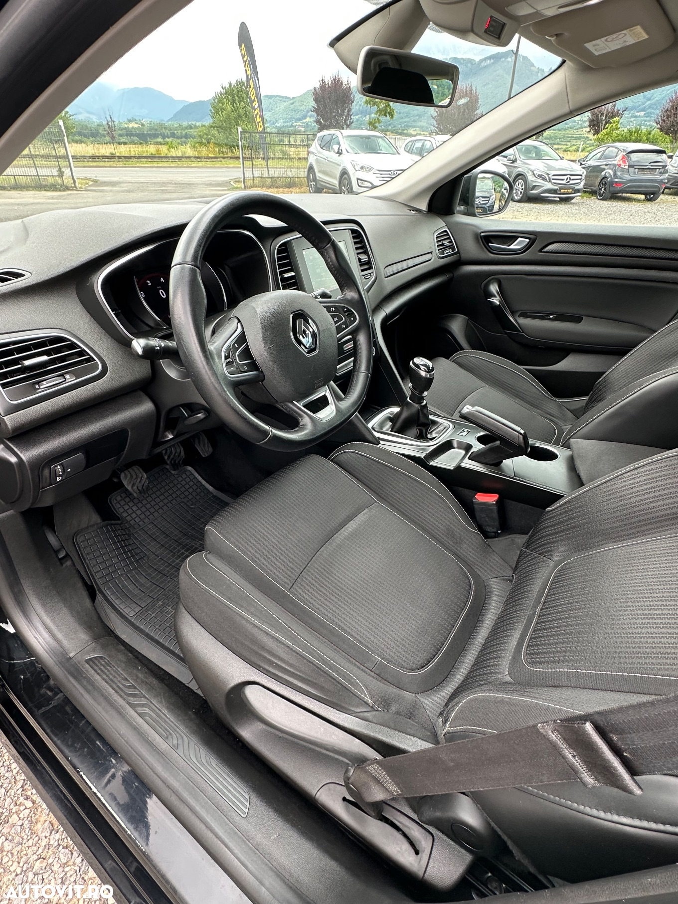 Renault Megane Grandtour ENERGY TCe 100 EXPERIENCE - 18