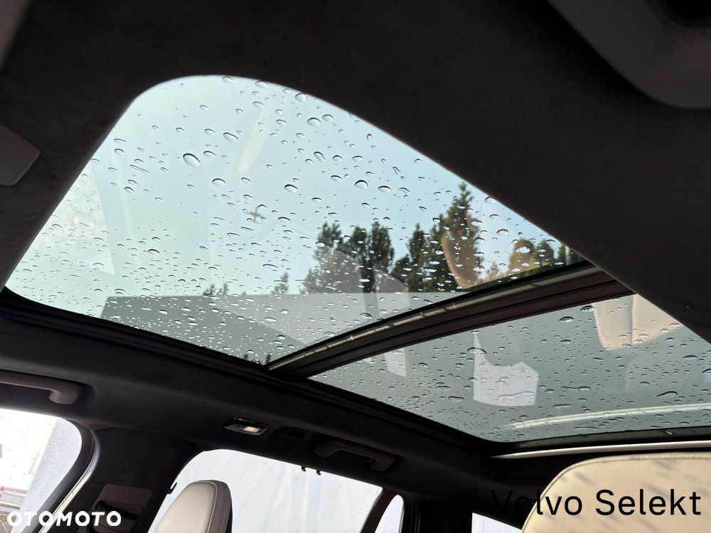 Volvo XC 90 - 20