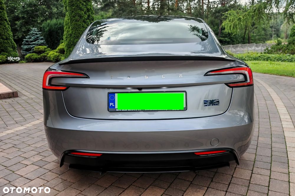 Tesla Model 3 Performance AWD - 4