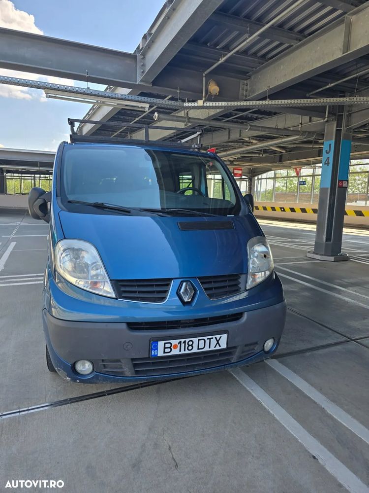 Renault Trafic - 1