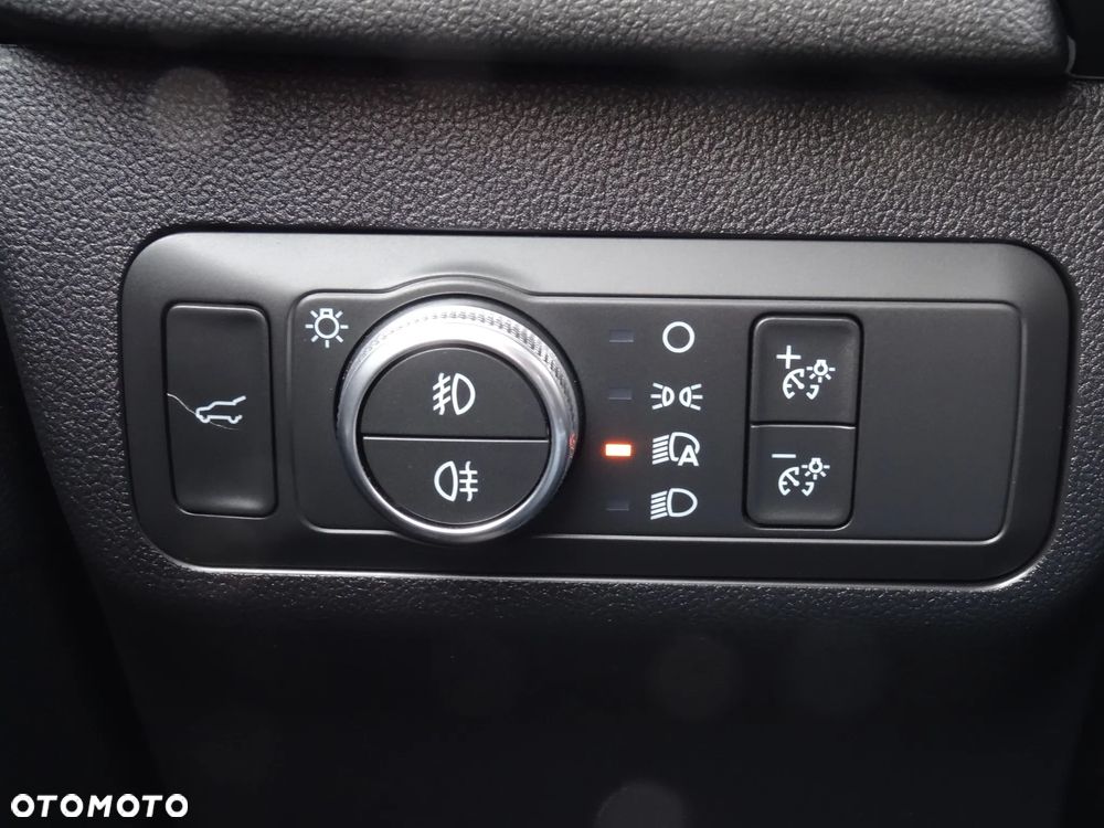 Ford Kuga 1.5 EcoBoost ST-LINE - 25