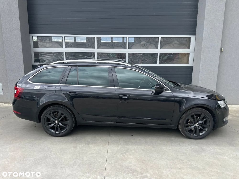 Skoda Octavia 2.0 TDI SCR Style DSG - 7