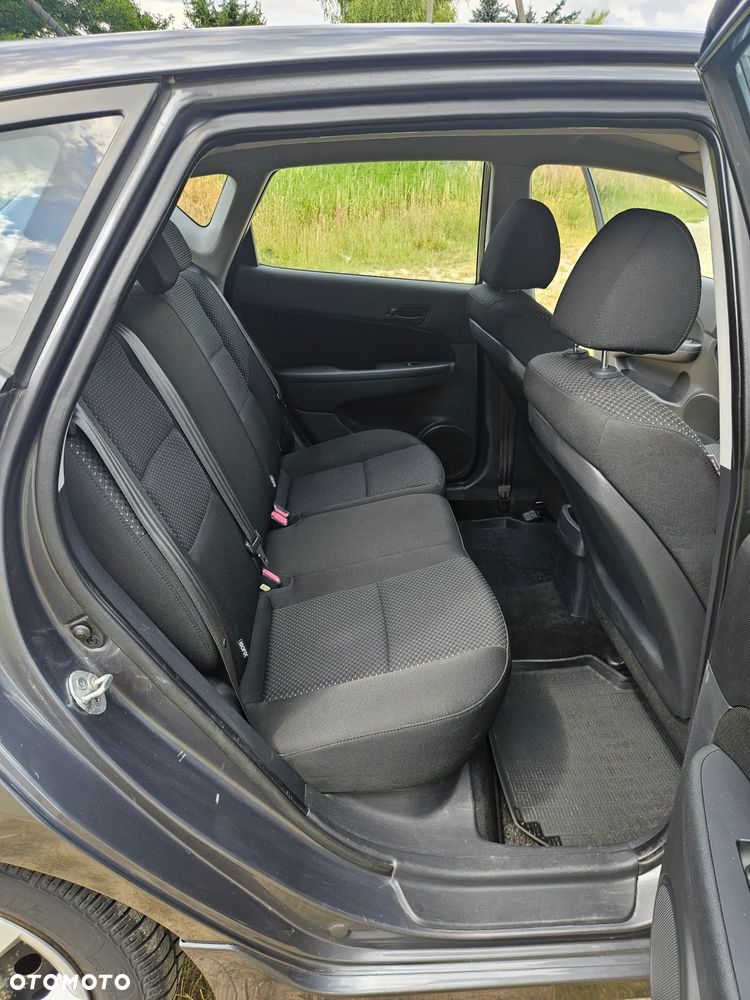Hyundai i30 1.4 Base + World Cup - 9