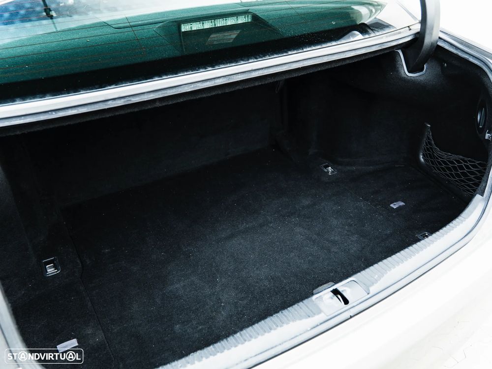 Lexus GS 300h Executive+ - 37