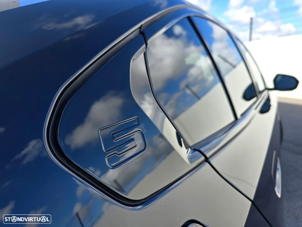 BMW 520 d Pack Desportivo M - 12