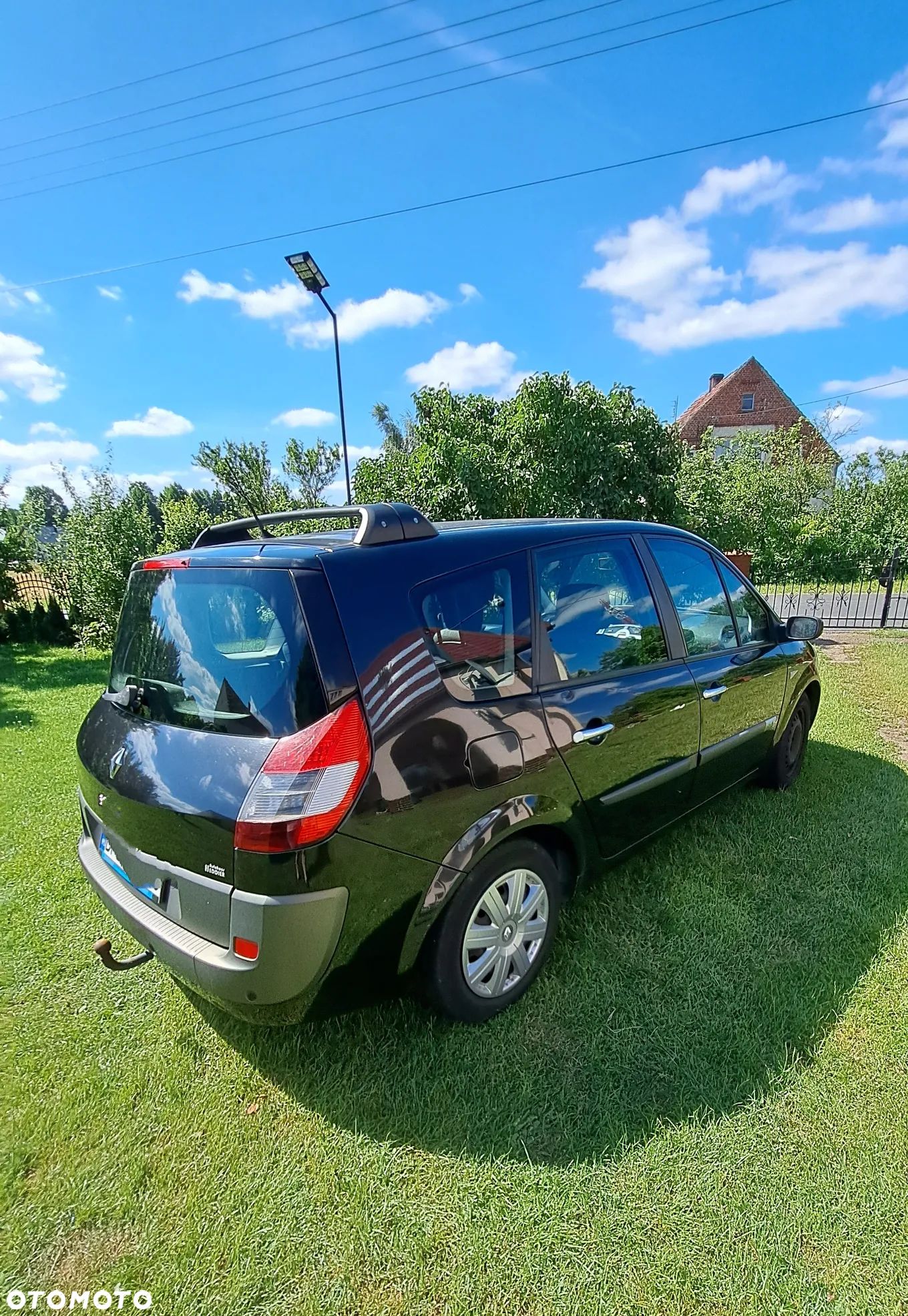 Renault Grand Scenic - 1