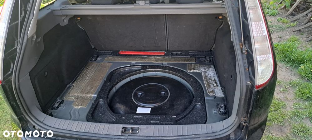 Ford Focus 1.8 Titanium - 13