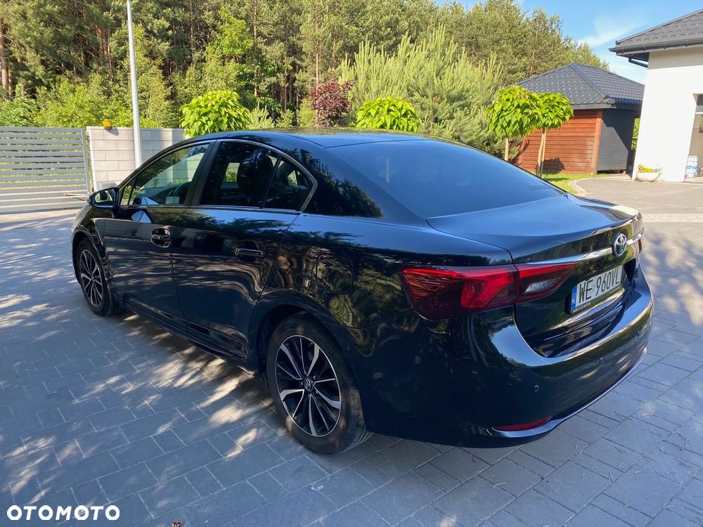 Toyota Avensis 2.0 D-4D Prestige - 4