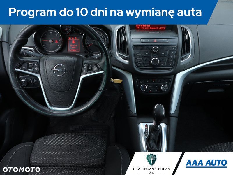 Opel Zafira - 9