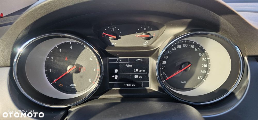 Opel Astra 1.4 T Enjoy - 11