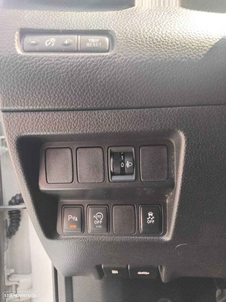 Nissan Qashqai 1.5 dCi Tekna - 13