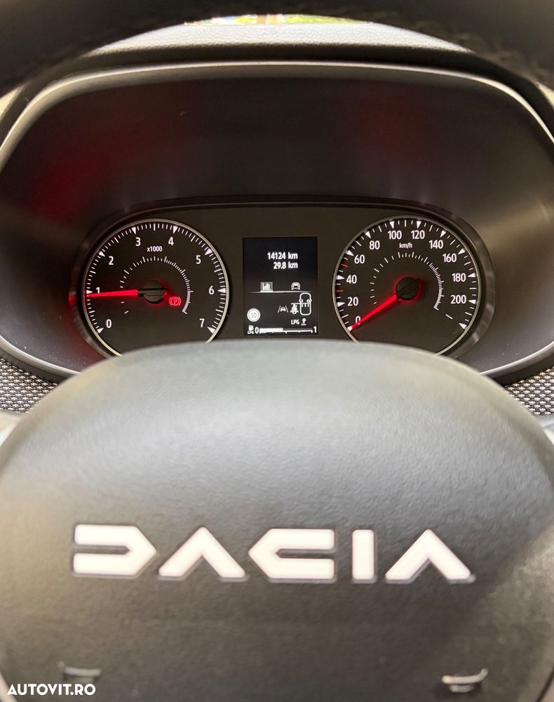 DACIA Logan 2024 — imagine 4