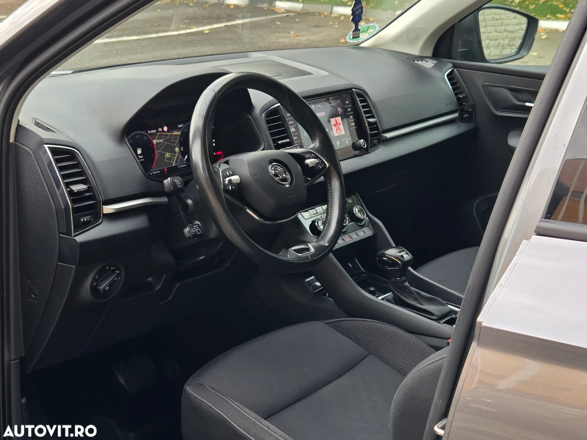 Skoda Karoq 2.0 TDI 4X4 DSG Sportline - 2
