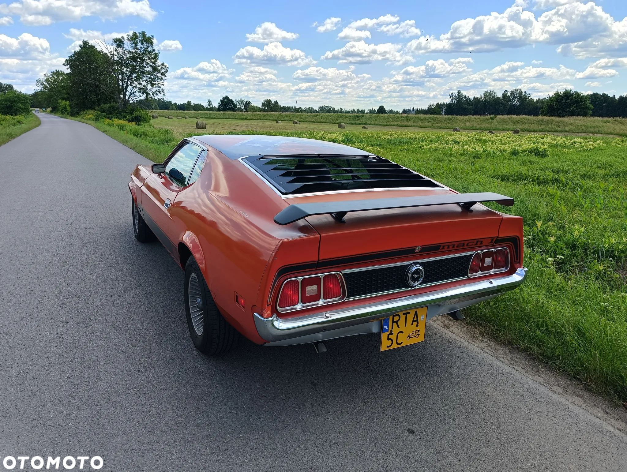 Ford Mustang - 2