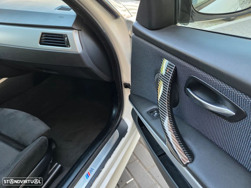 BMW 320 d xDrive - 26