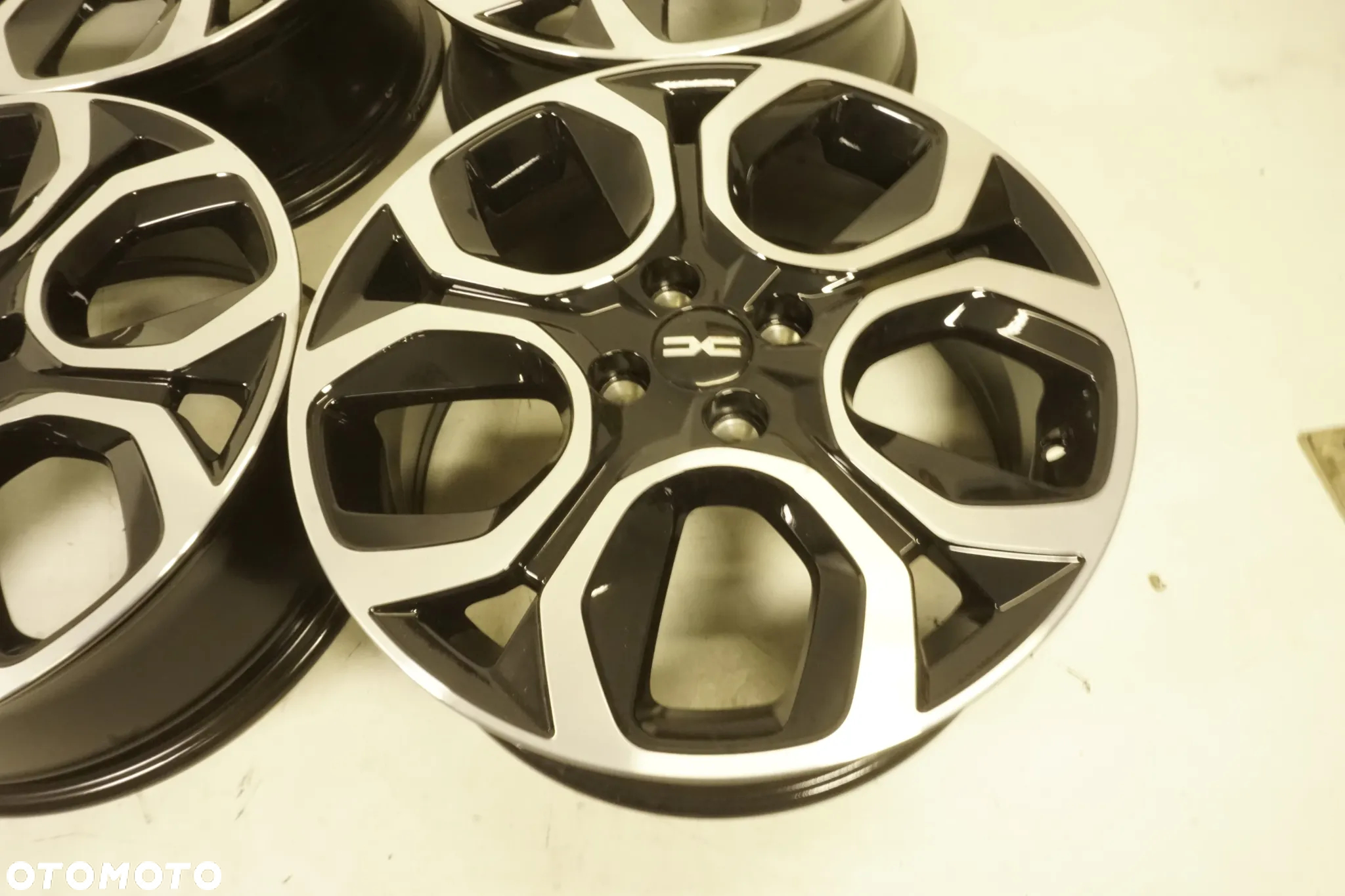 Felgi  aluminiowe 17 RENAULT CAPTUR CLIO MEGANE DACIA SANDERO STEPWAY JOGGER ET45 ORYGINAŁ - 7