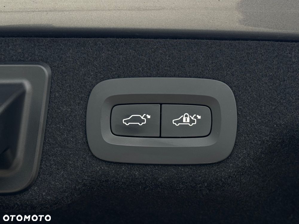 Volvo S90 D5 AWD Geartronic R Design - 29